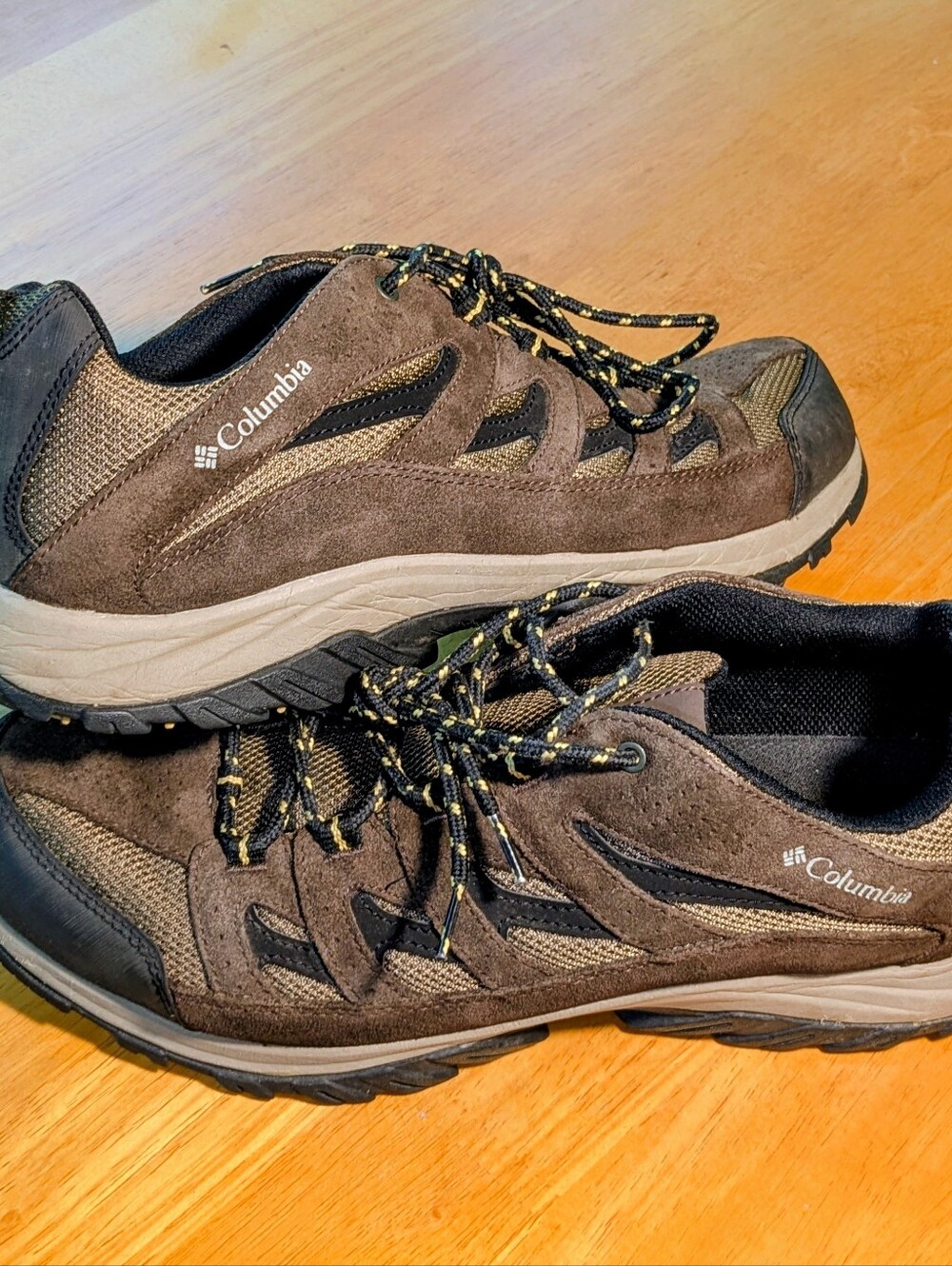 Columbia Hiking Shoes Boots Waterproof Leather Mens 13W Brown Omni Grip Outdoor